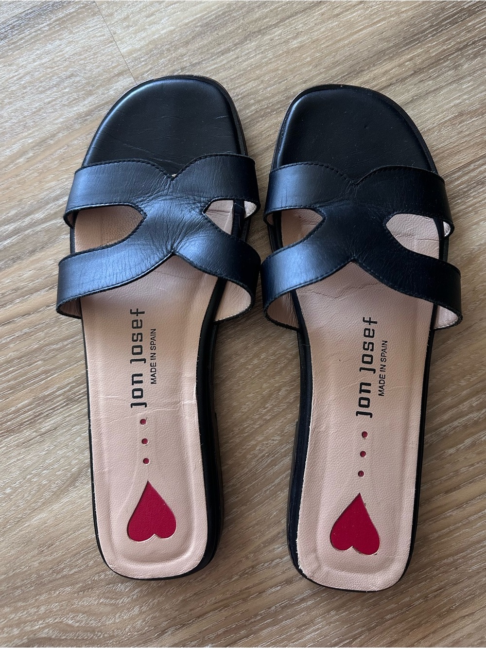 Jon Josef Nelly Flat Sandals